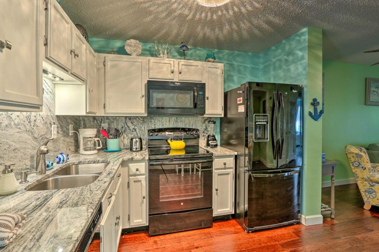 Colorful Hilton Head Condo With Beach And Pool Access! Hilton Head Island Ngoại thất bức ảnh